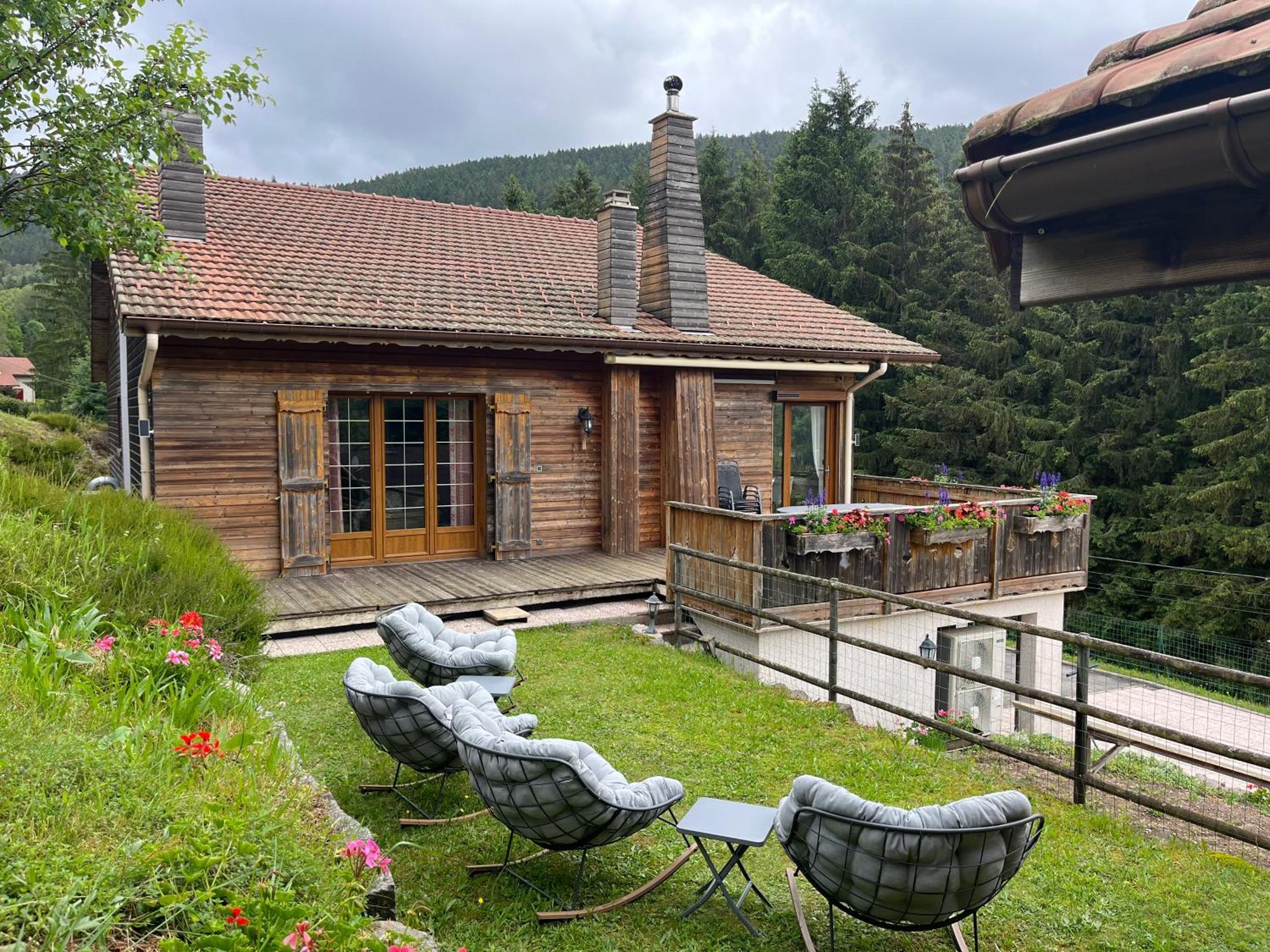 Au 21 Vosgien Bed & Breakfast Ventron Exterior foto